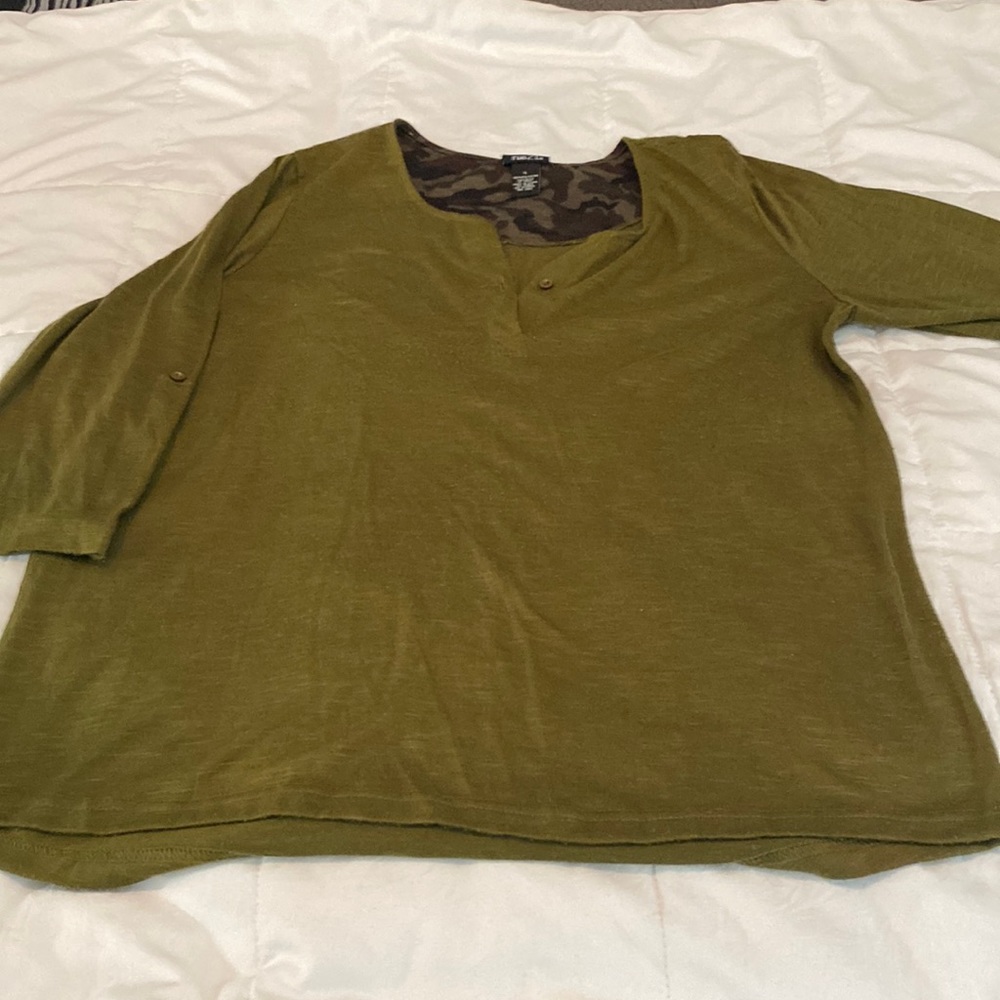 Women’s Rue 21 Green Shirt